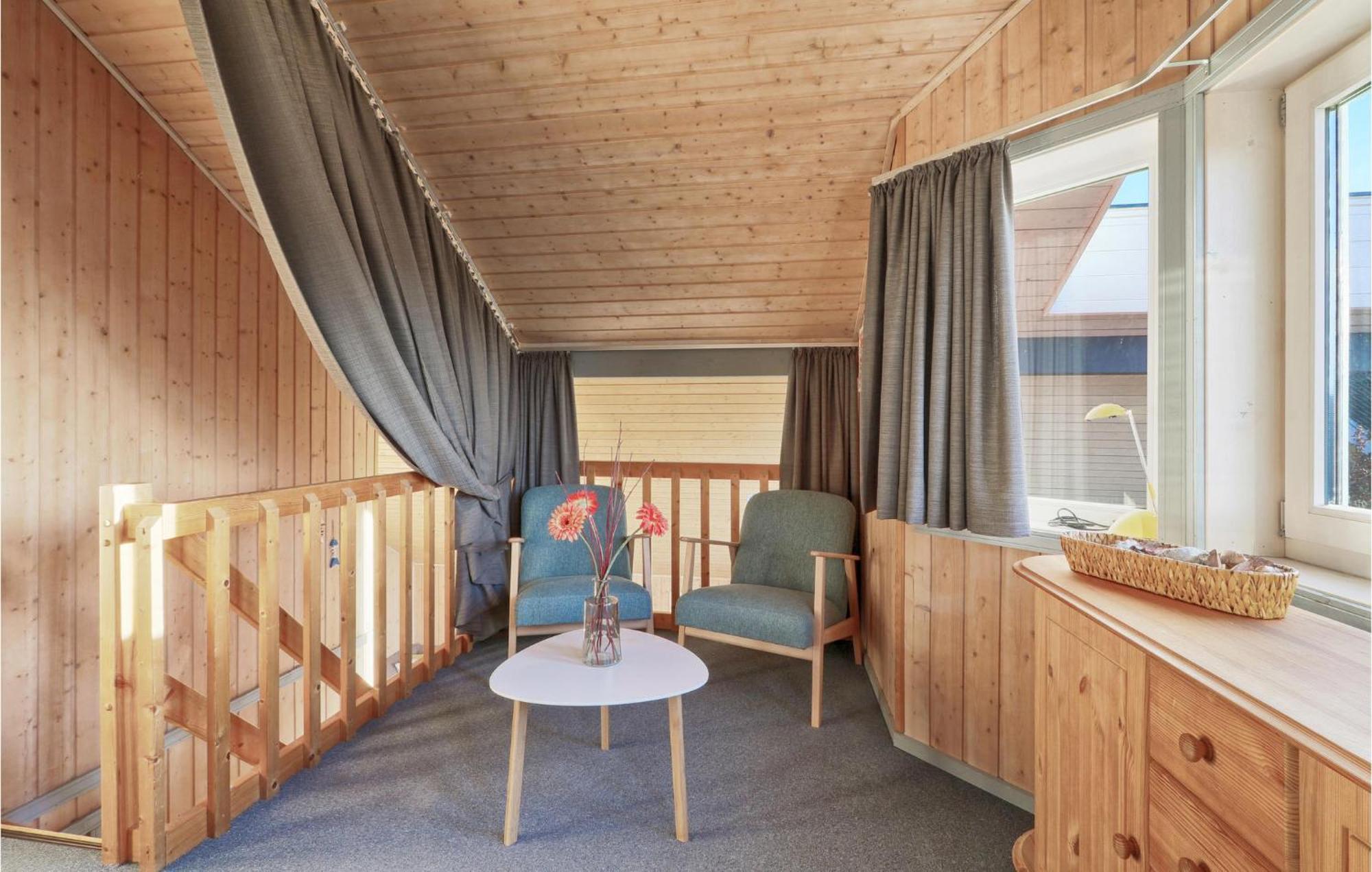 Cozy Home In Rechlin With Wifi エクステリア 写真